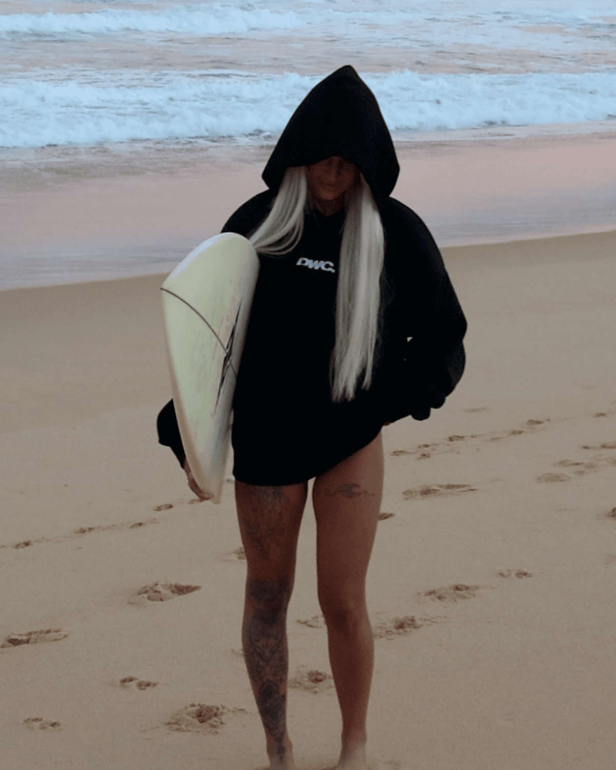 DWC PREMIUM HOODIE